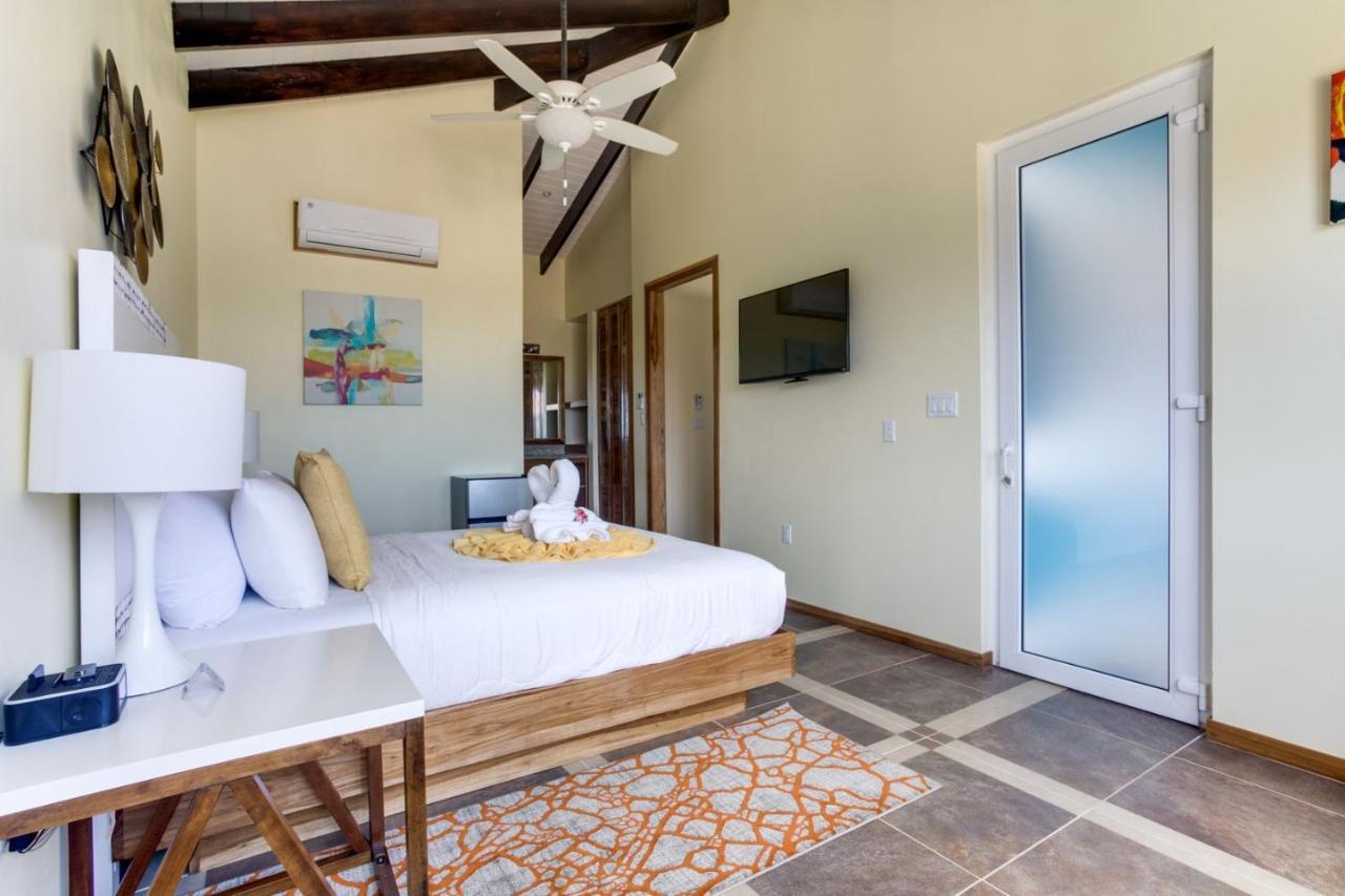Brisa Oceano Resort Placencia Экстерьер фото